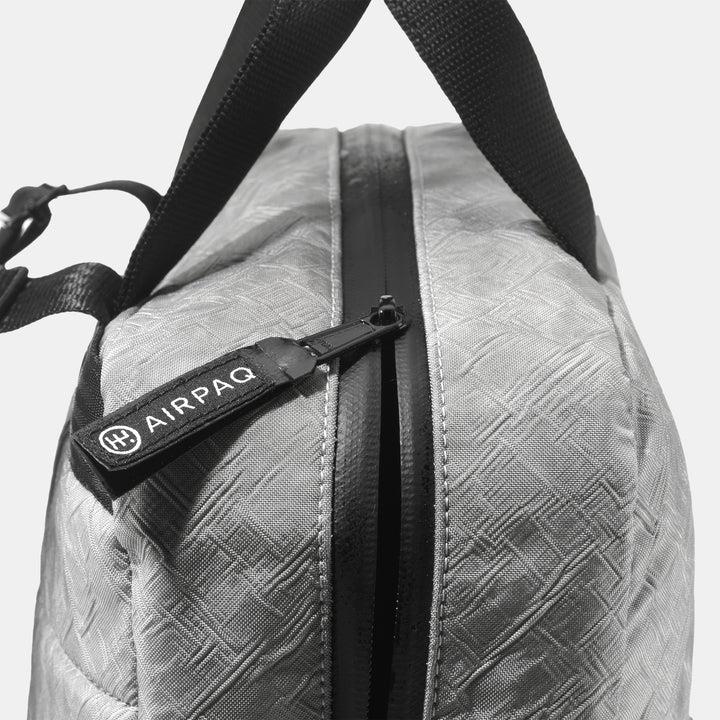Rucksack Qube von Airpaq Verschluss