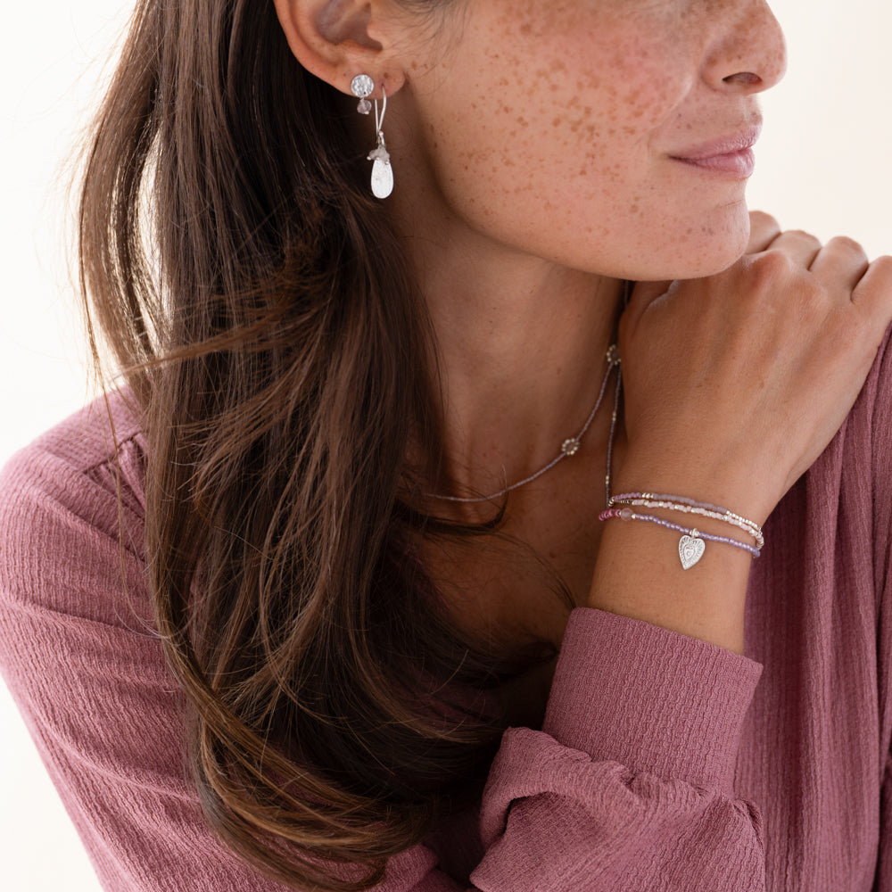 Adventurous Rosenquarz silberfarbige Halskette von A Beautiful Story Armband