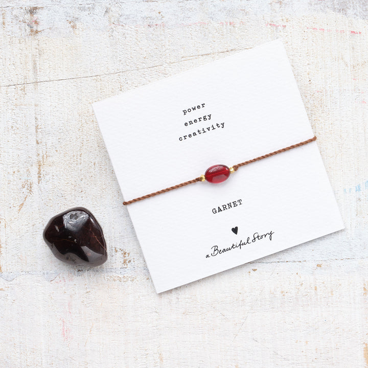 Armband Edelsteinkarte Granat von A Beautiful Story