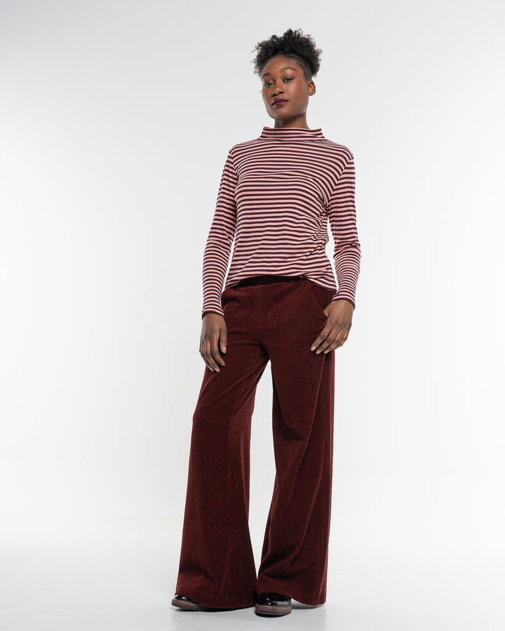 Cord Hose Marlene Ruby Red von Alma & Lovis 2