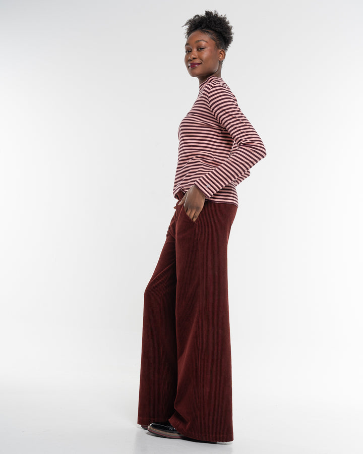 Cord Hose Marlene Ruby Red von Alma & Lovis 3