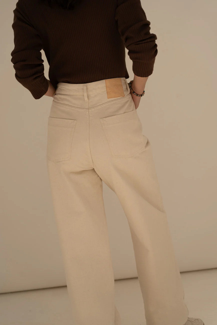 Elsa White Denim Trousers von Näz 4