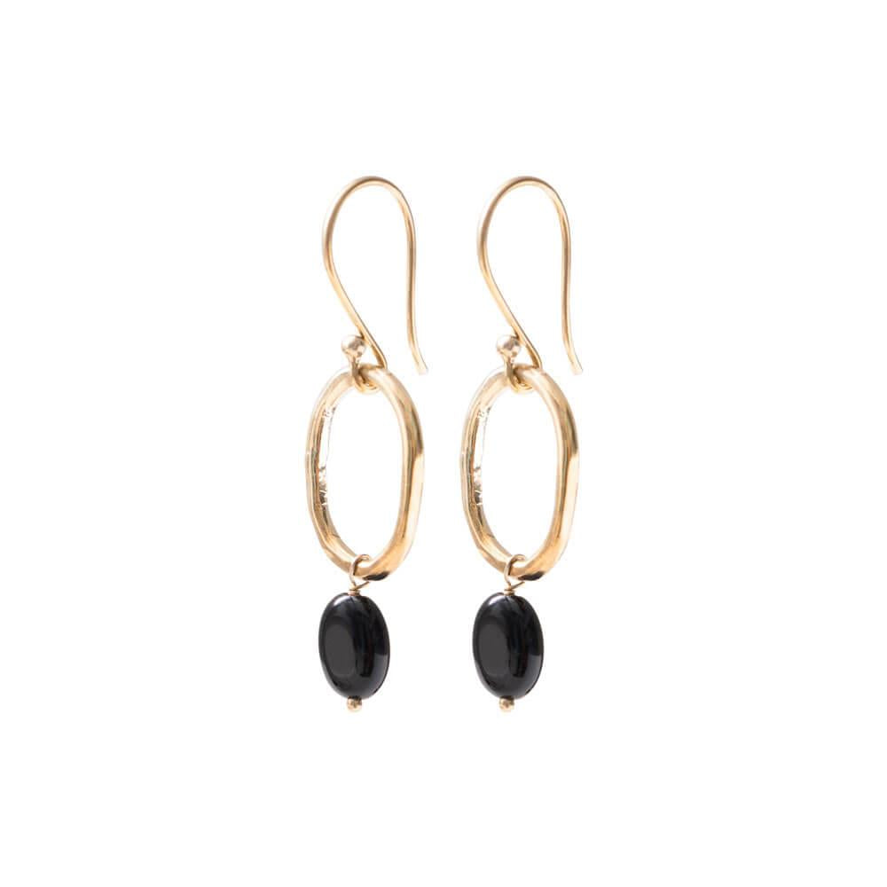 Graceful Schwarzer Onyx Gold Ohrringe von A Beautiful Story