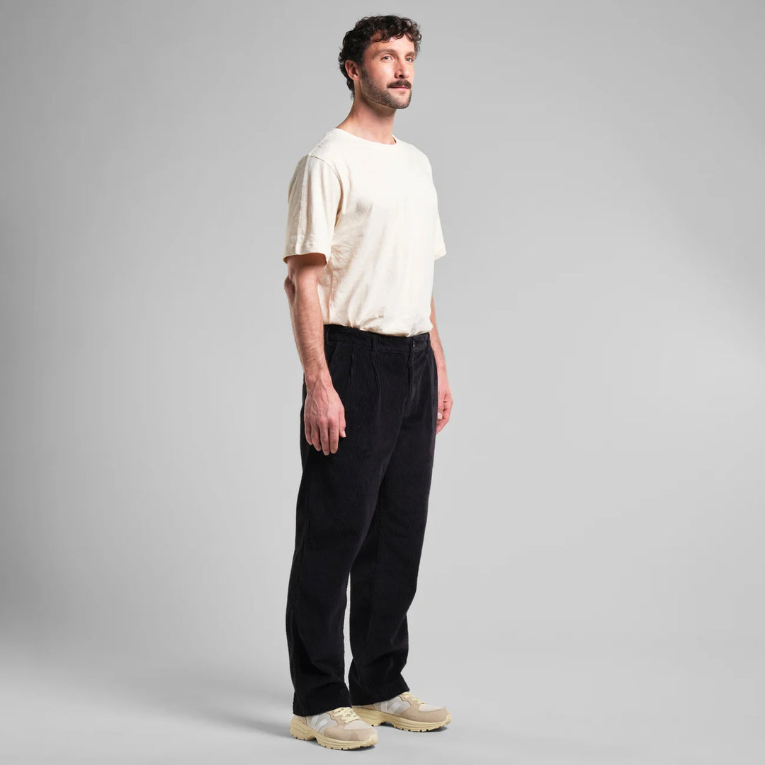 Hosen Vallen Corduroy Black Dedicated Model 2