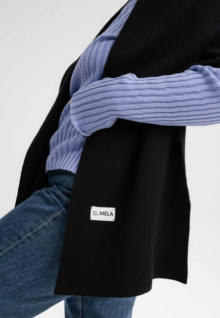 Jacquard Rippstrick Schal ASMEE schwarz von MELA 3