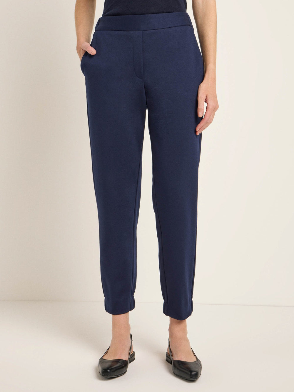 Jogginghose Jogpant Midnight von Lanius Model vorne