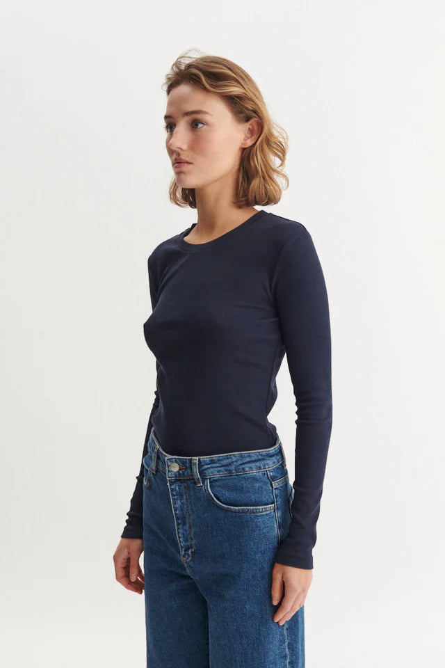 Longsleeve Ludmilla LS TEE Sky Captain von basicapparel 3