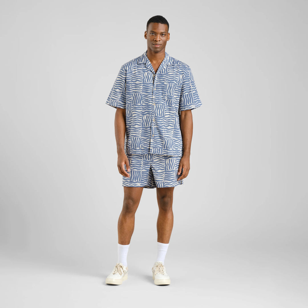 Shorts Essingen Wave Tiles Blue von Dedicated