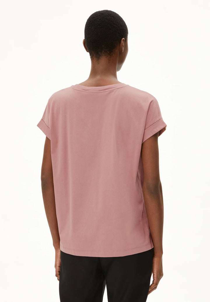 T-Shirt IDAARA Light Berry von Armedangels 2