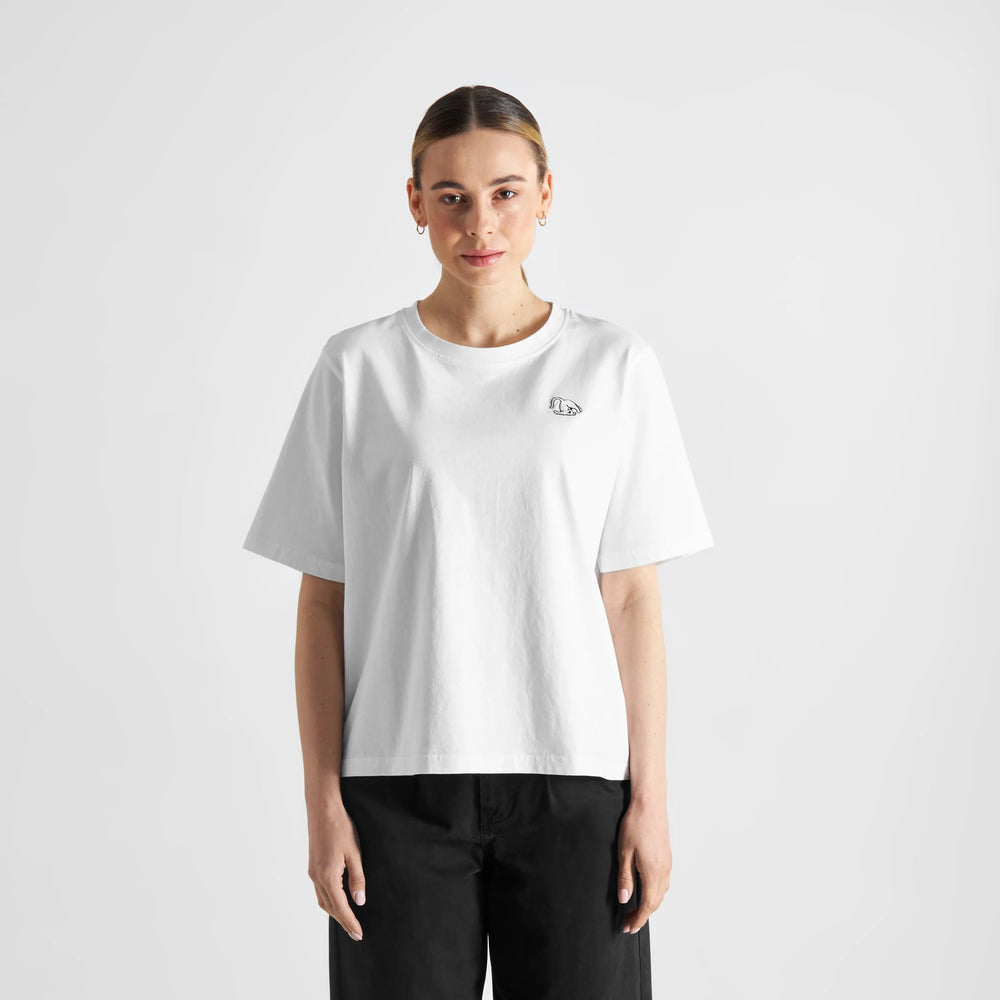 T-Shirt Vadstena Cat Pose White von Dedicated Model 5