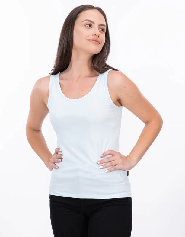 Tank Top Helen Angelite Himmelblau Switcher Model