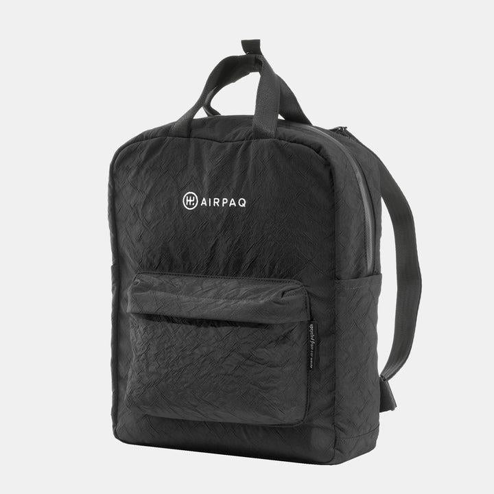 Rucksack Qube schwarz von Airpaq schräg