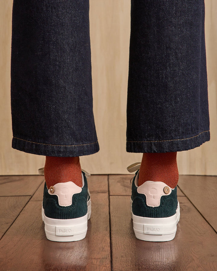 Schuhe Walnut Platform Smaragdgrün Ecru von Faguo 4
