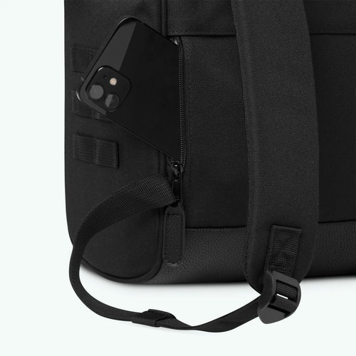 Rucksack Adventurer Medium Berlin Black von Cabaia 11
