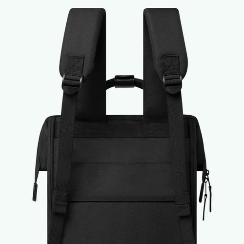 Rucksack Adventurer Medium Berlin Black von Cabaia 9