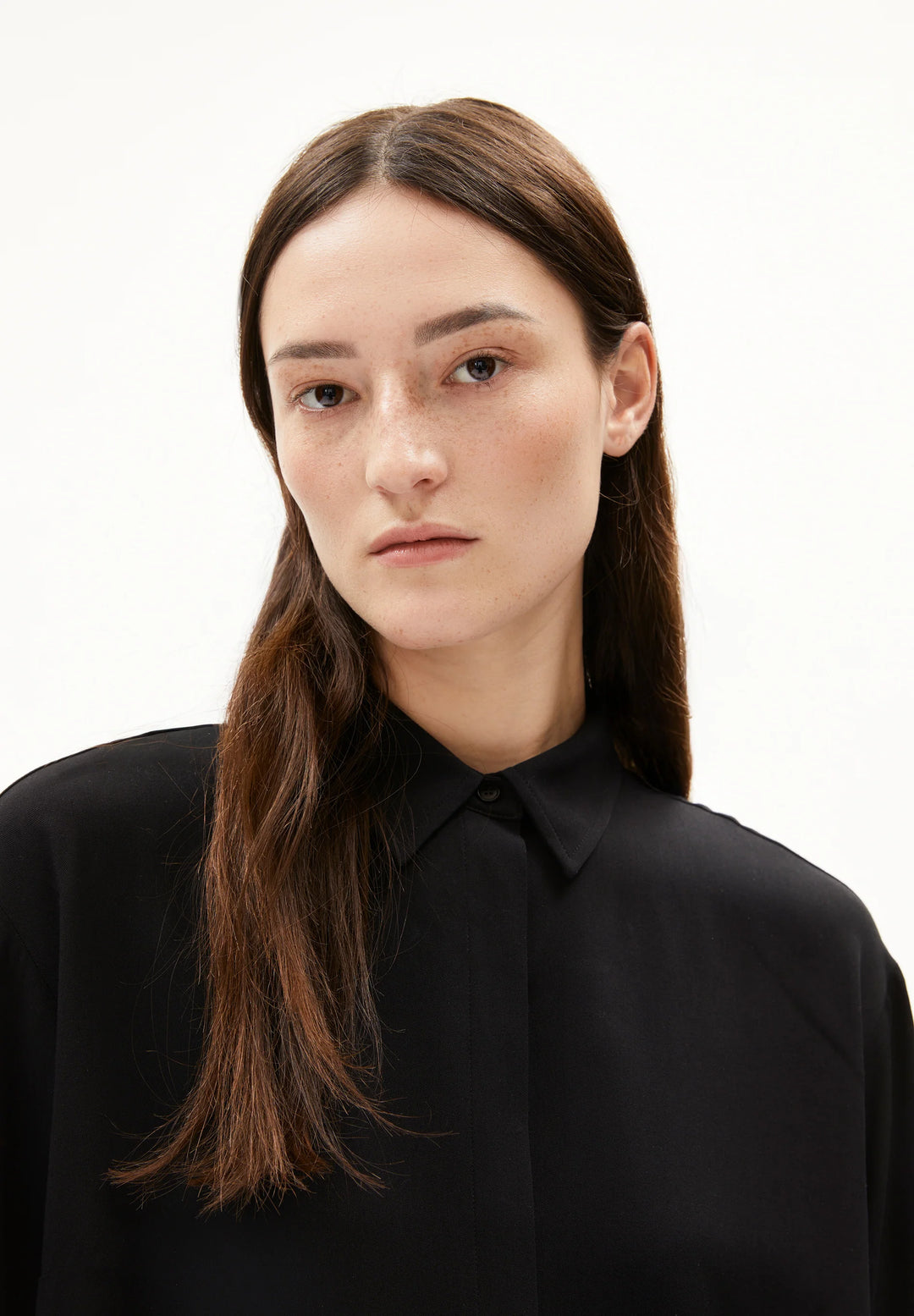 Bluse LARISAANA LONGSLEEVE BLOUSE Black von Armedangels 3