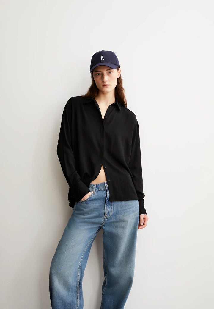 Bluse LARISAANA LONGSLEEVE BLOUSE Black von Armedangels 4