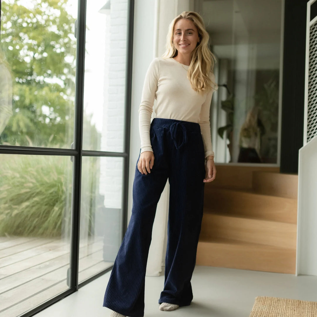 Cord Sweatpants Lana Dunkelblau von Nordlicht 4