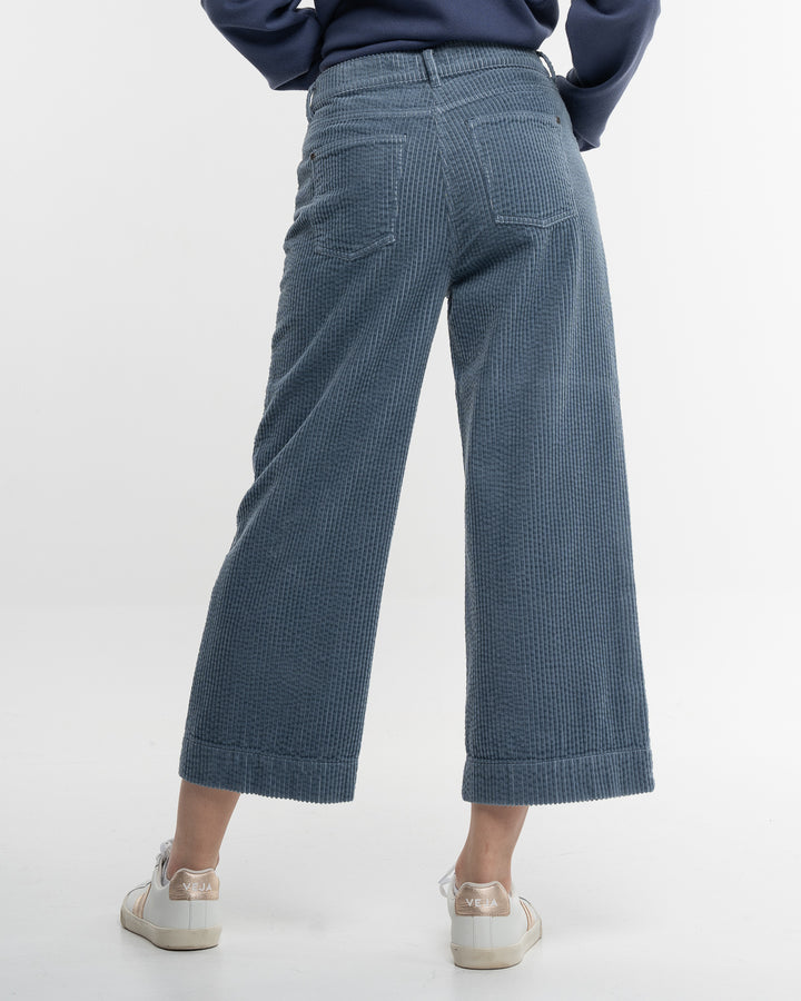 Hose Cablecord Culotte Dusty Blue von Alma & Lovis 5