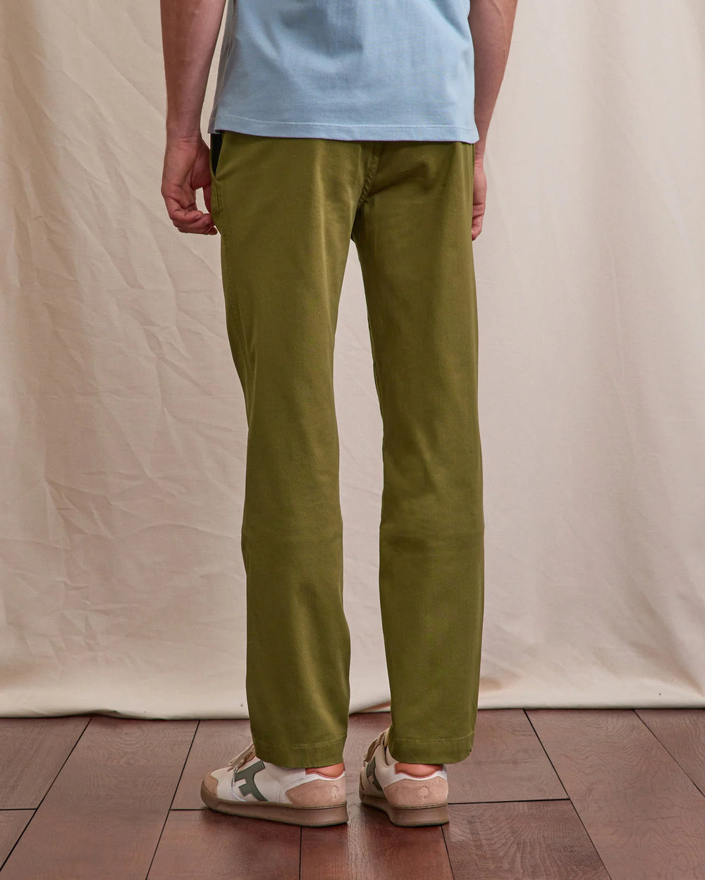 Hose Chino Brix Regular Woven Kaki von Faguo - Zweiblatt 3