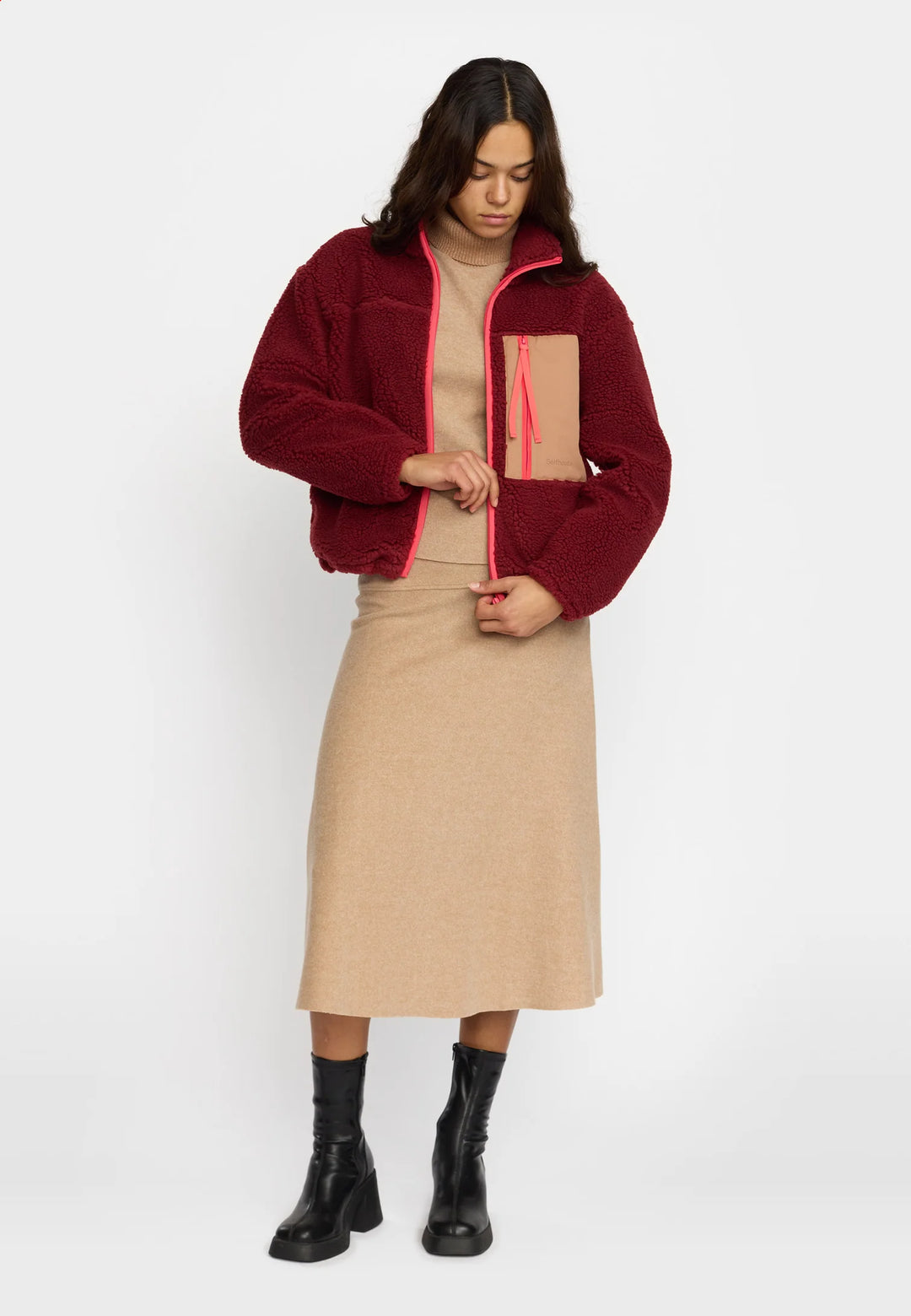 Jacke Pocket Teddy Burgundy von Selfhood 5
