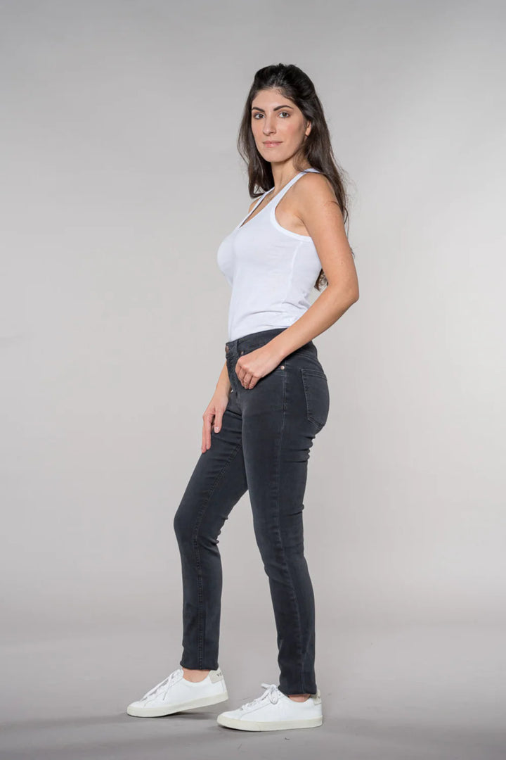 Jeans HAN:NA Skinny High Waist Raven Black von Feuervogl 2
