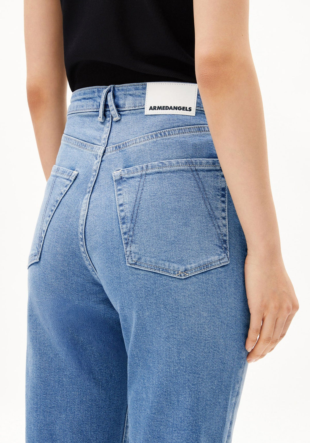 Jeans MAIRAA Mom Fit Herse von Armedangels - Zweiblatt 3