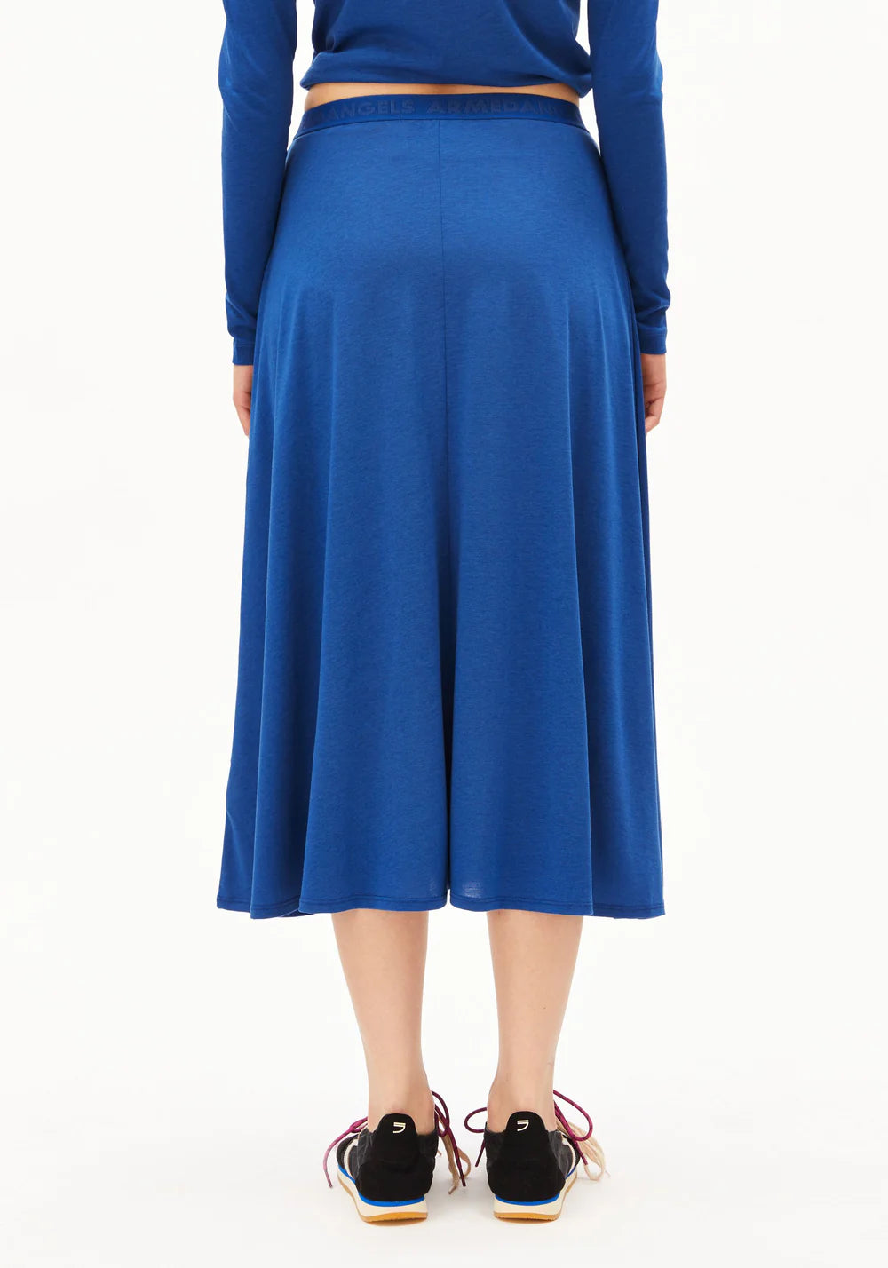 Jerseyrock ILENIAA LARAA MIDI SKIRT Dynamo Blue von Armedangels 1