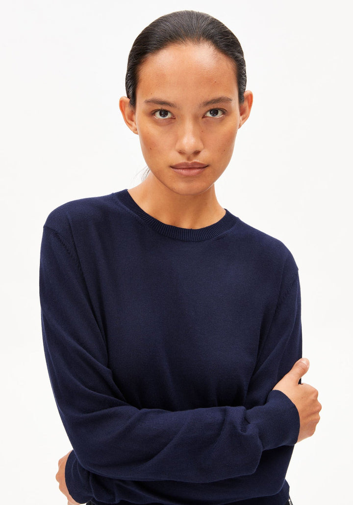Pullover FINE KNIT SWEATER Tinted Navy von Armedangels 2