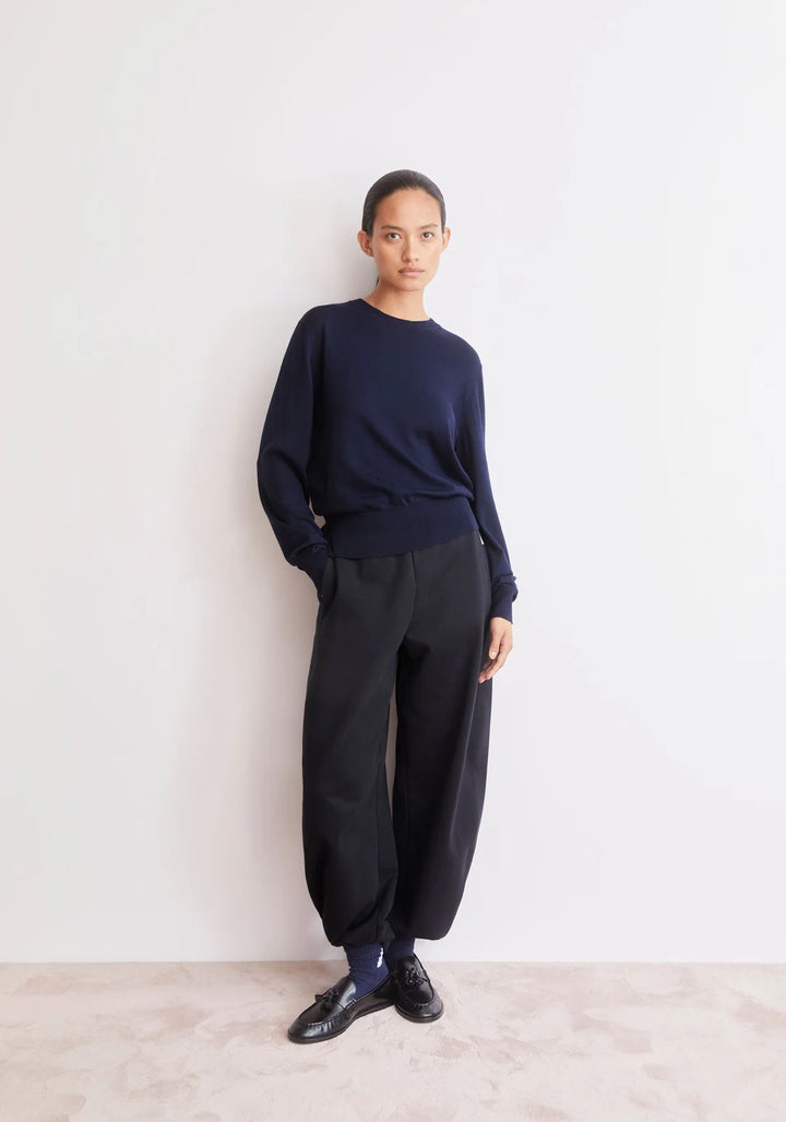 Pullover FINE KNIT SWEATER Tinted Navy von Armedangels 3