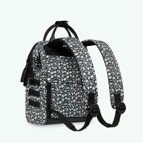 Rucksack Adventurer Small Catane Black and White von Cabaia 2