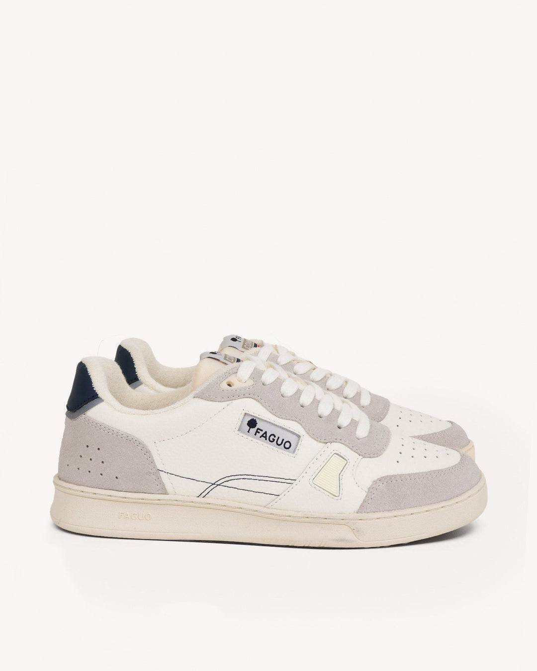 Schuhe Commute 1 aus Leder Weiss & Navy von Faguo 2