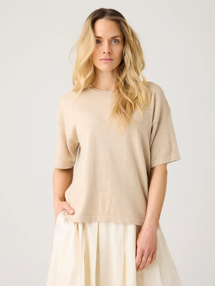 Strick T-Shirt Cashmere Knit Light Feather Grey von Knowledge Cotton Apparel 1