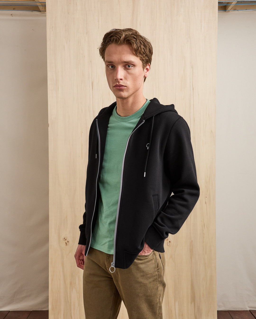 Strickjacke Mesnil Knit Black von Faguo 3 