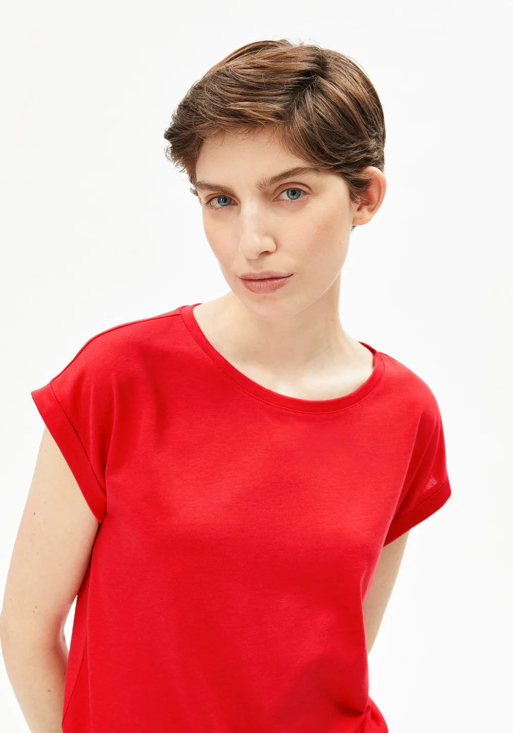 T-Shirt JILAANA Mars Red von Armedangels 2