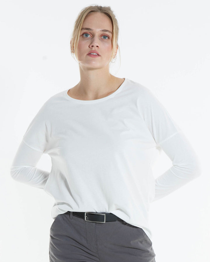 T-Shirt Oversized Loose White von Alma & Lovis 3