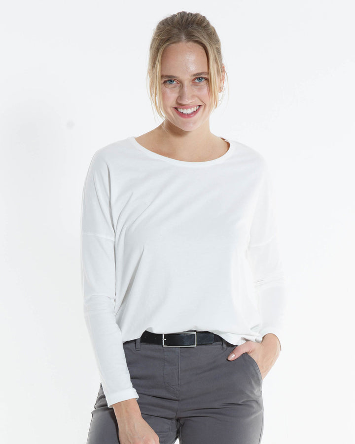 T-Shirt Oversized Loose White von Alma & Lovis