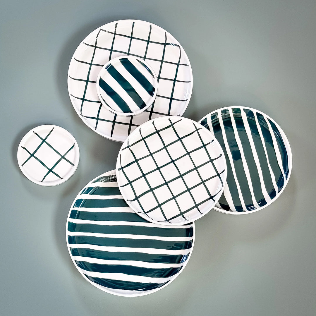 Teller Stripes Gentle Green von Magazin minori 1