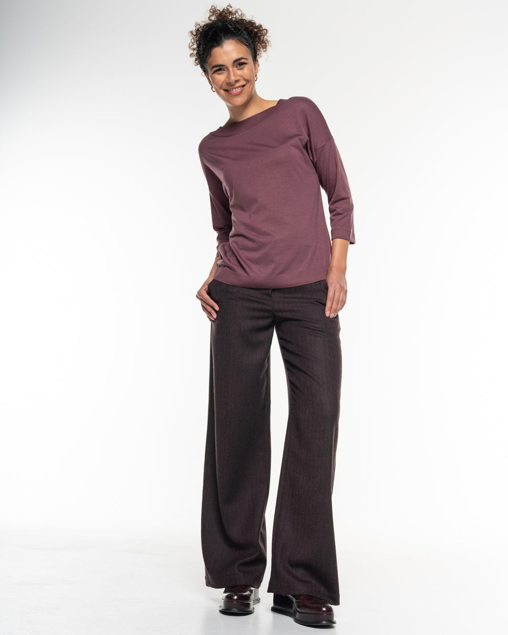 Hose Fischgrat Marlene Aubergine von Alma & Lovis 2