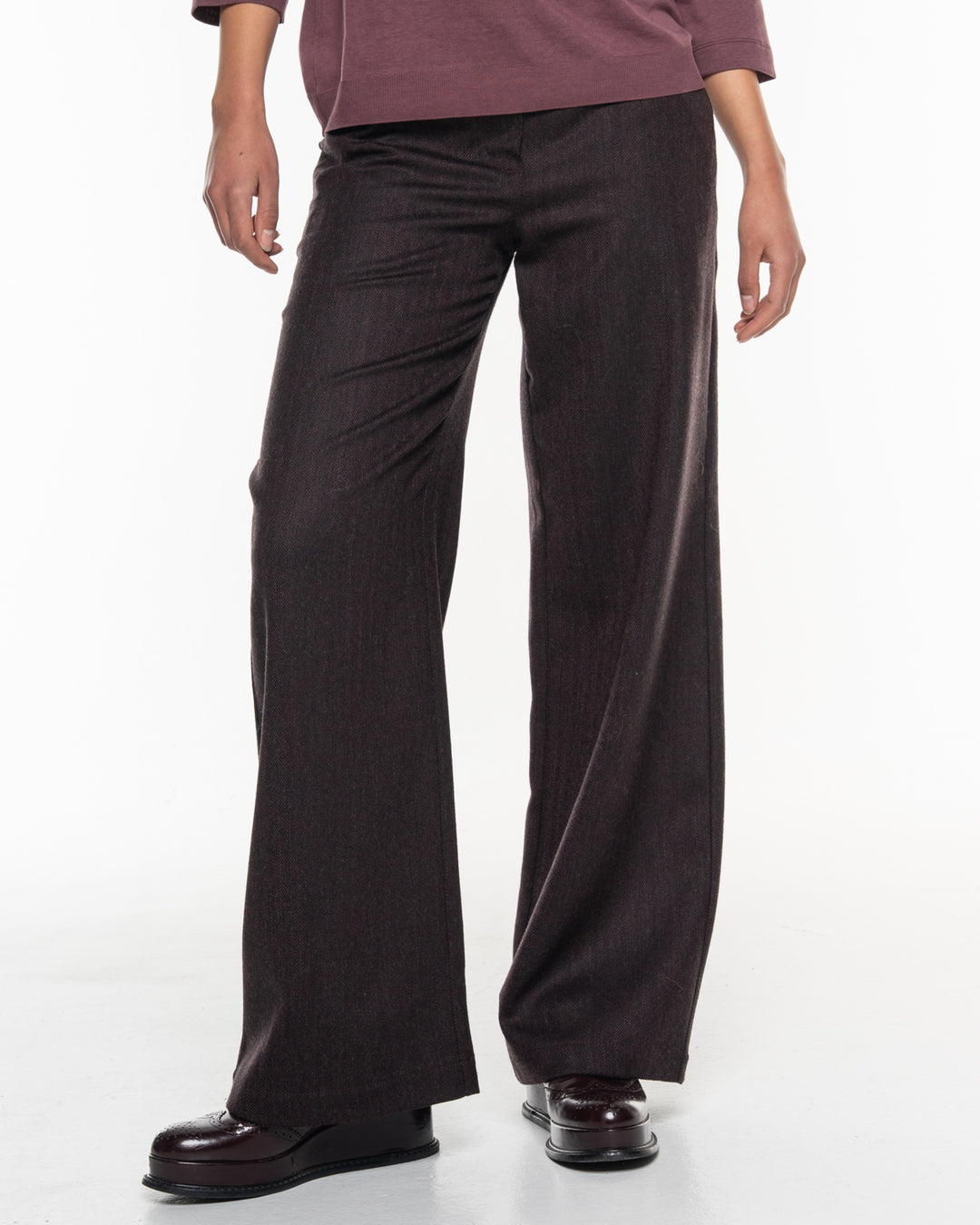 Hose Fischgrat Marlene Aubergine von Alma & Lovis 3