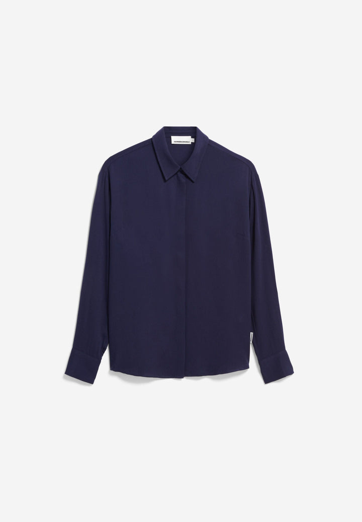 Langarmbluse LARISAANA in Tinted Navy von ARMEDANGELS, Freisteller