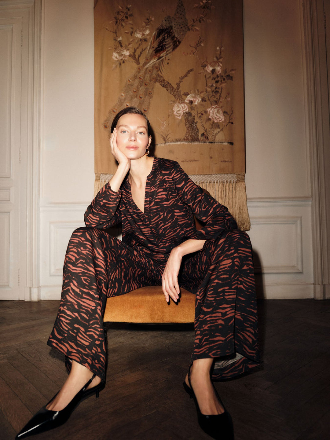 Bluse Tencel Print Animal Stripes Chocolate von Lanius Styling-Look