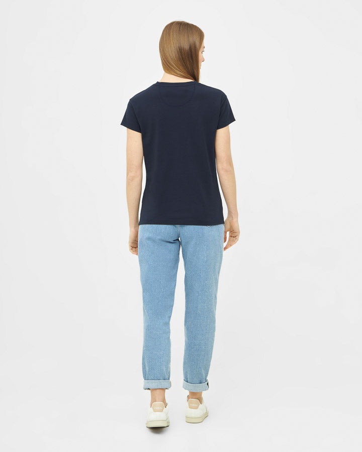Circular TreeShirt Women Dark Navy von NIKIN, dritte Ansicht am Model