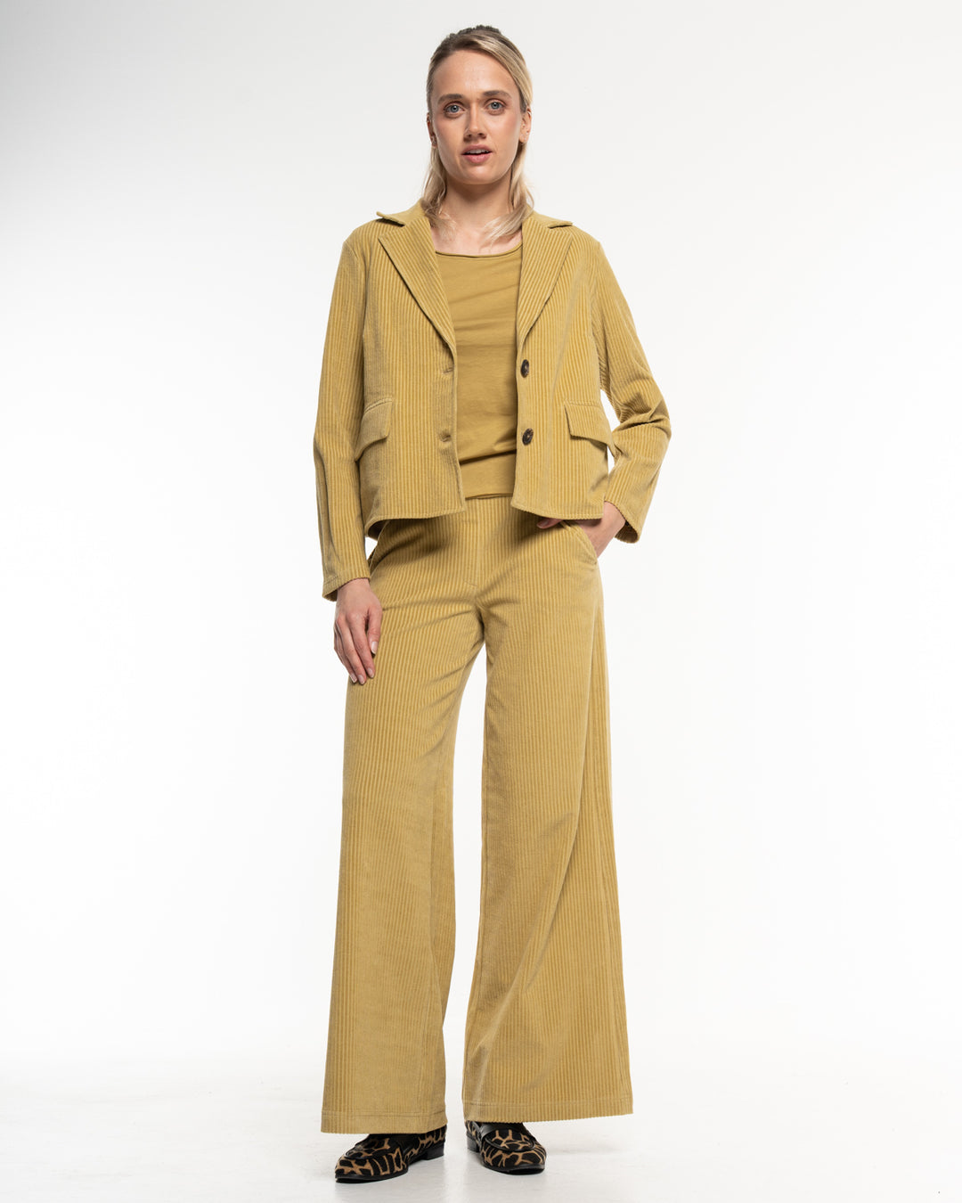 Cord Hose Marlene Hemp von Alma & Lovis, Detailansicht