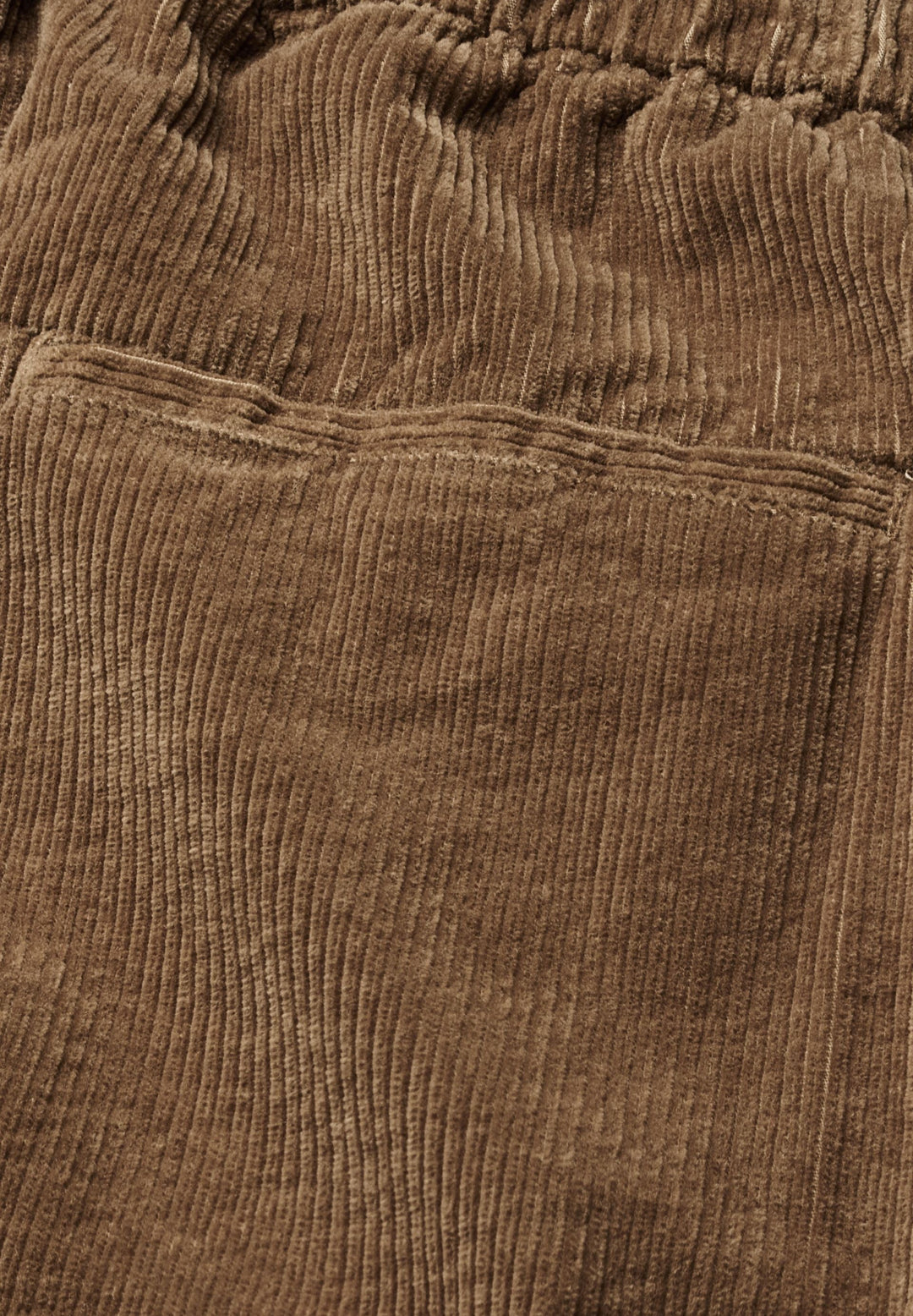 Cordhose JAIMILAA Amberwood von Armedangels Detail Cordstoff & Kordelzug
