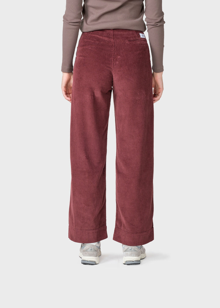 Cordhose Lydia Jumbo Burgundy von Klitmøller Collective Ansicht 2
