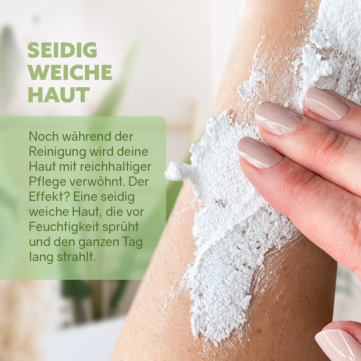 Dusch-Fluff Limette Glas auf dem Arm aufgetragen