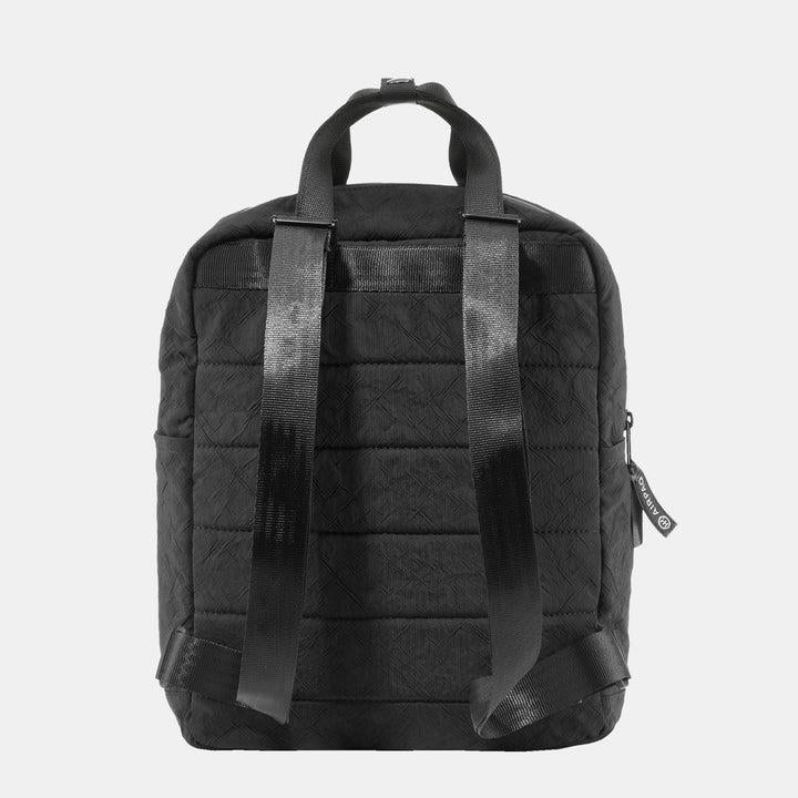 Rucksack Qube schwarz von Airpaq hinten