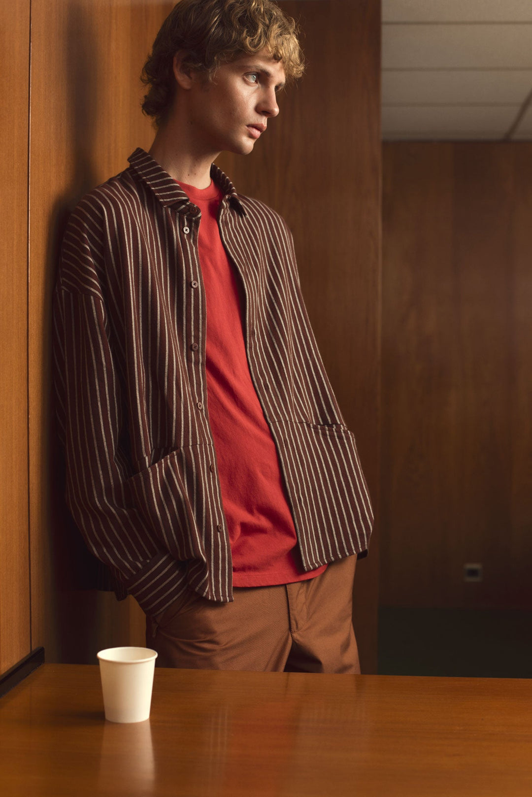 Hemd O'Hara Brushed Stripes von Thinking MU, Offen getragen als Overshirt