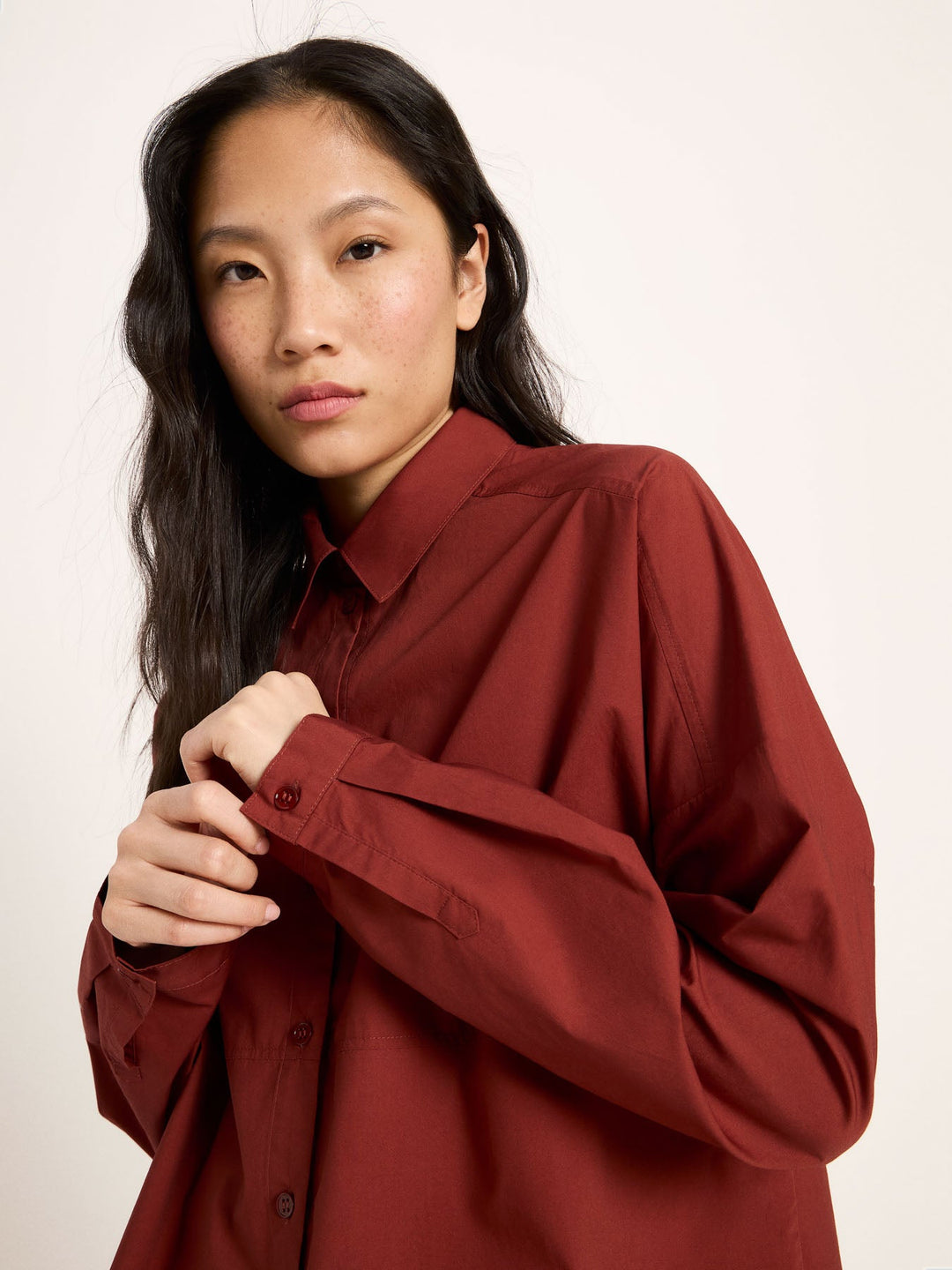 Hemdbluse GOTS Red Mahagony von Lanius Detail Kragen